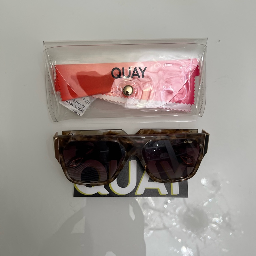 New Quay Australia Brown Sunglasses with Case